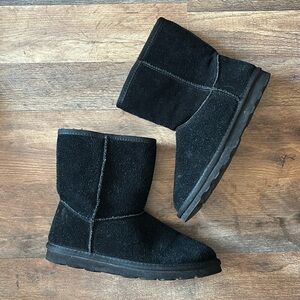 Time and Tru Black Winter Casual Boots